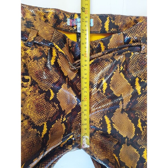 NWOT Urban Outfitters Leah Faux Leather Python Snake Print Pants Size US 4 - Picture 6 of 9